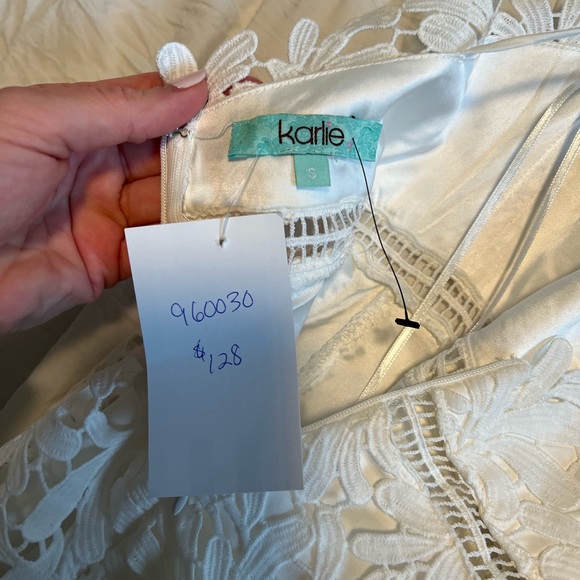 New without tags - Karlie lace Halter dress - Picture 7 of 7